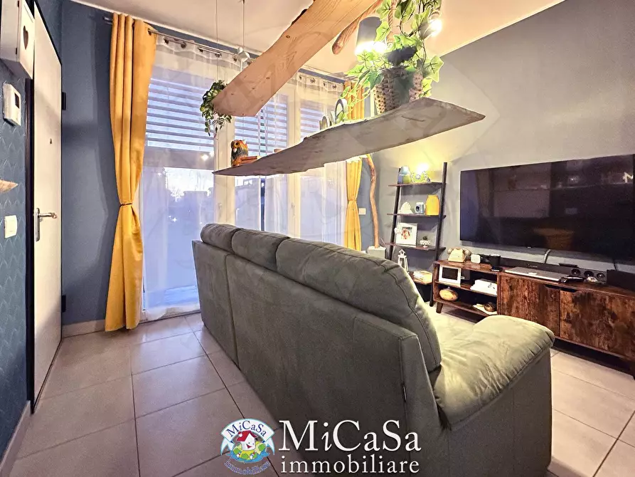 Immagine 2 di Appartamento in vendita  in Viale Del Tirreno a Pisa