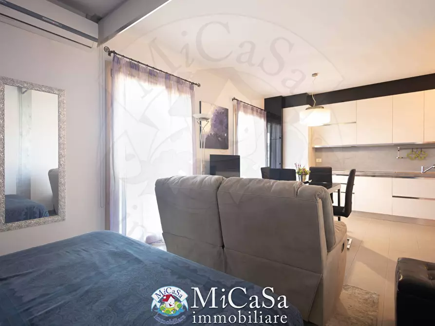 Immagine 13 di Appartamento in vendita  in Via Delle Magnolie a Pisa