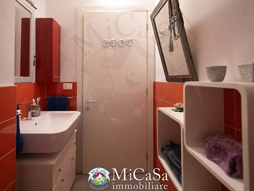 Immagine 19 di Appartamento in vendita  in Via Delle Magnolie a Pisa