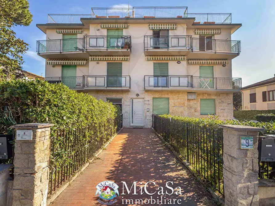 Immagine 4 di Attico in vendita  in Via Delle Agavi a Pisa