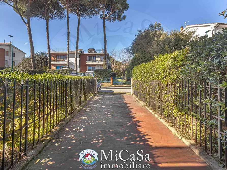 Immagine 27 di Attico in vendita  in Via Delle Agavi a Pisa