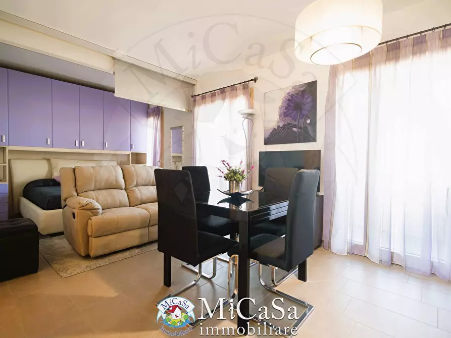 Immagine 12 di Appartamento in vendita  in Via Delle Magnolie a Pisa