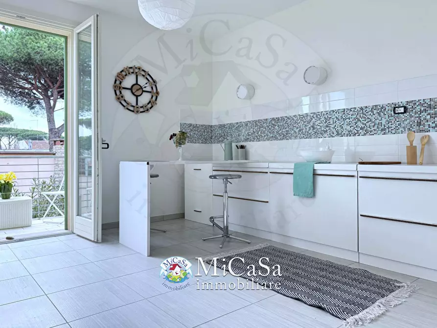 Immagine 8 di Appartamento in vendita  in Via Dei Castagni a Pisa