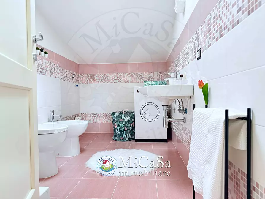 Immagine 19 di Appartamento in vendita  in Via Dei Castagni a Pisa