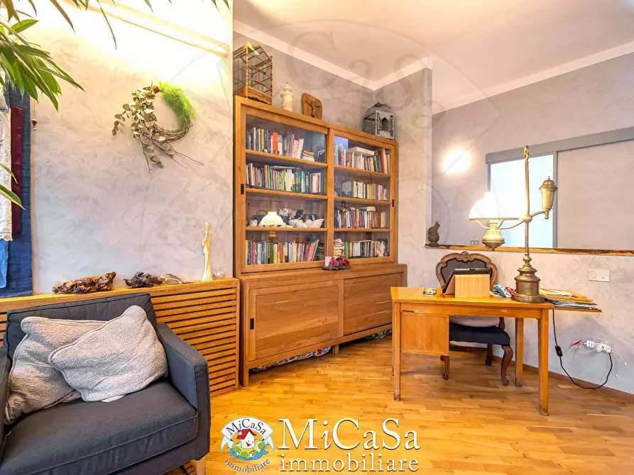 Immagine 5 di Appartamento in vendita  in Via Delle Trincere a Pisa