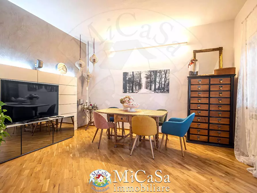 Immagine 9 di Appartamento in vendita  in Via Delle Trincere a Pisa