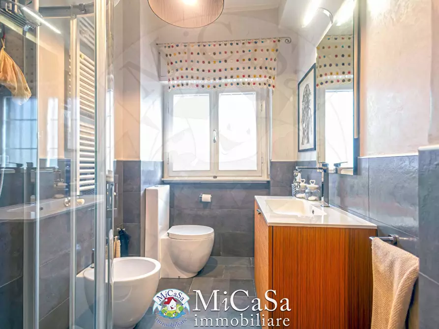 Immagine 25 di Appartamento in vendita  in Via Delle Trincere a Pisa