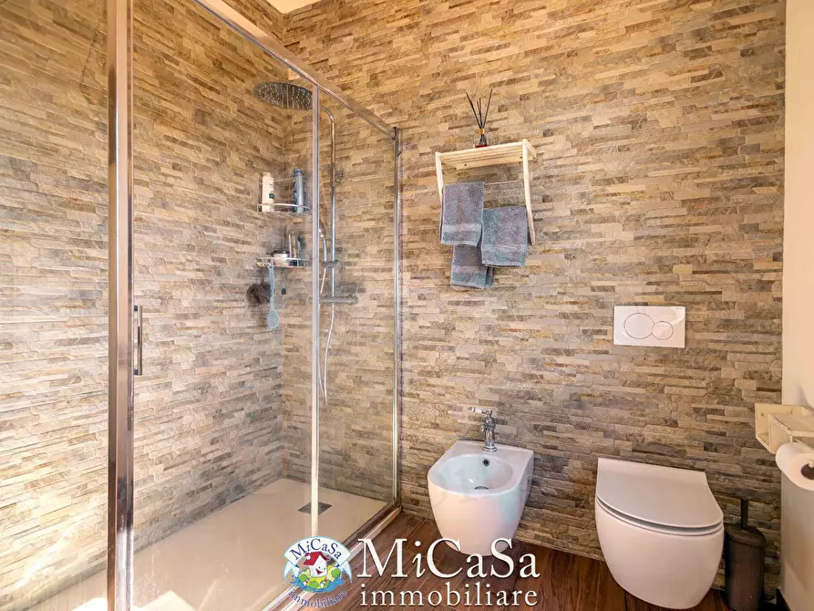 Immagine 19 di Villa in vendita  in Via Macerata a Cascina