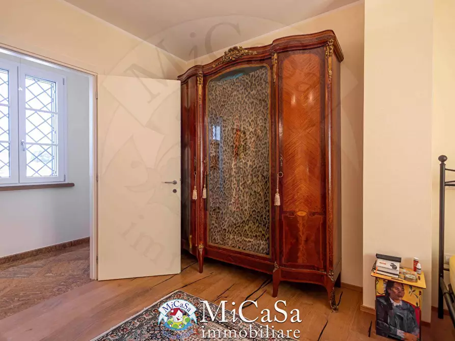 Immagine 20 di Villa in vendita  in via tronto a Cecina