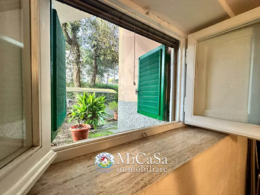 Immagine 22 di Appartamento in vendita  in Via Delle Ginestre a Pisa