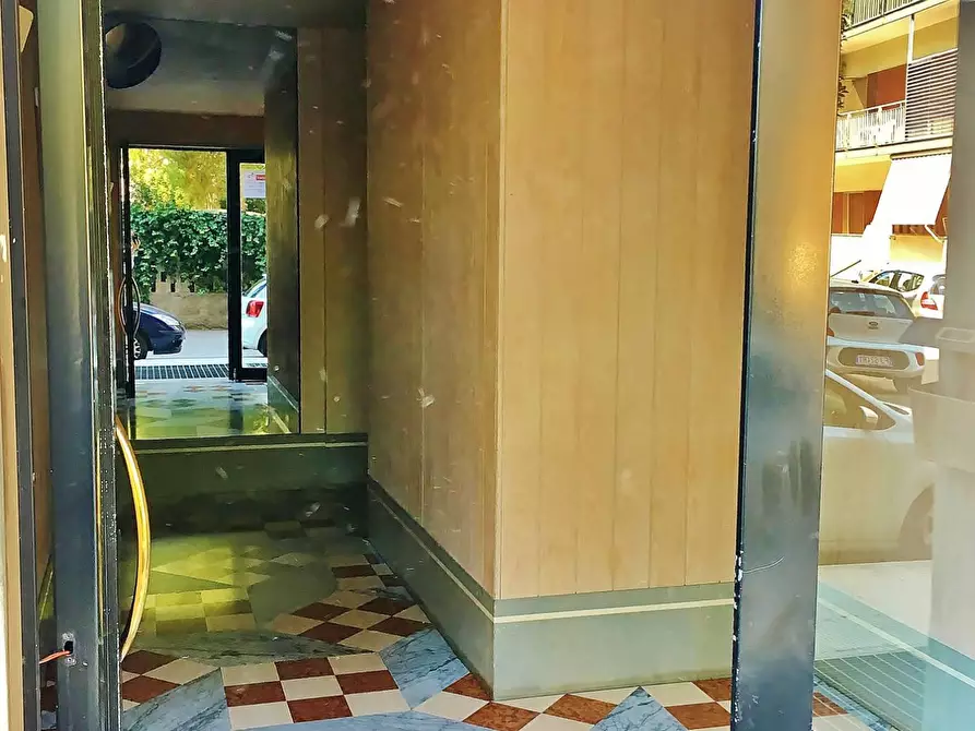 Immagine 2 di Ufficio in vendita  in Stradella Barone a Bari