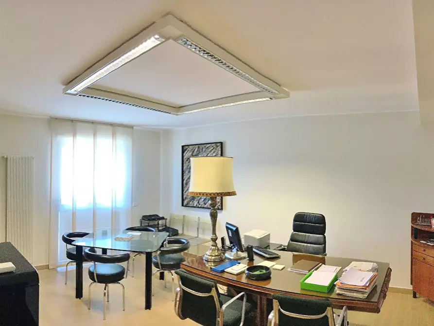 Immagine 5 di Ufficio in vendita  in Stradella Barone a Bari