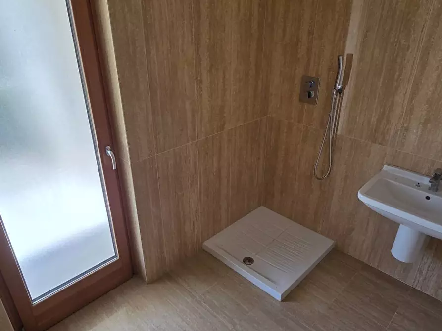 Immagine 24 di Appartamento in vendita  in Strada Vicinale San Pasquale a Bari