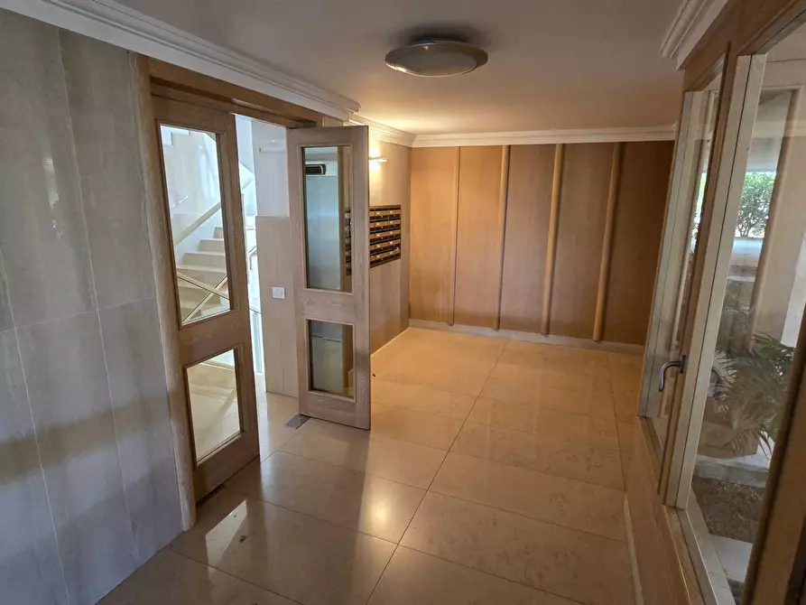 Immagine 4 di Appartamento in vendita  in Strada Vicinale San Pasquale a Bari