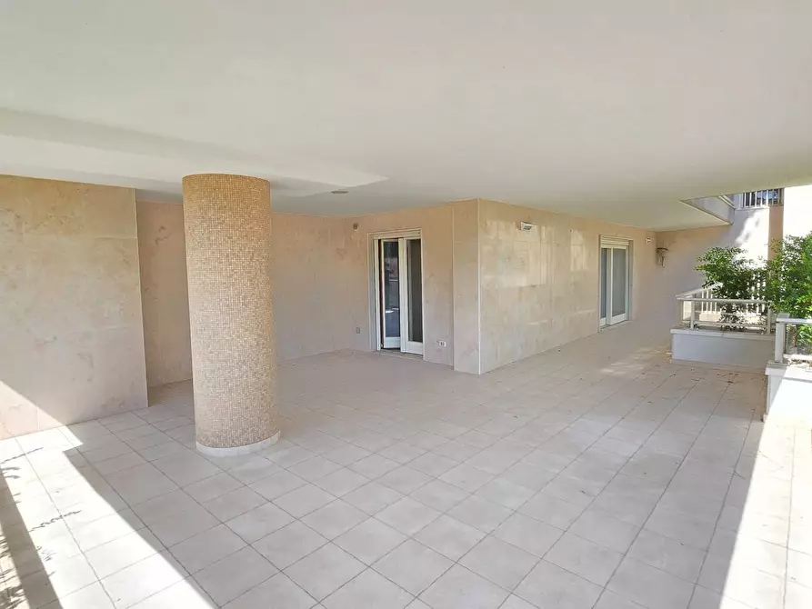 Immagine 15 di Appartamento in vendita  in Strada Vicinale San Pasquale a Bari