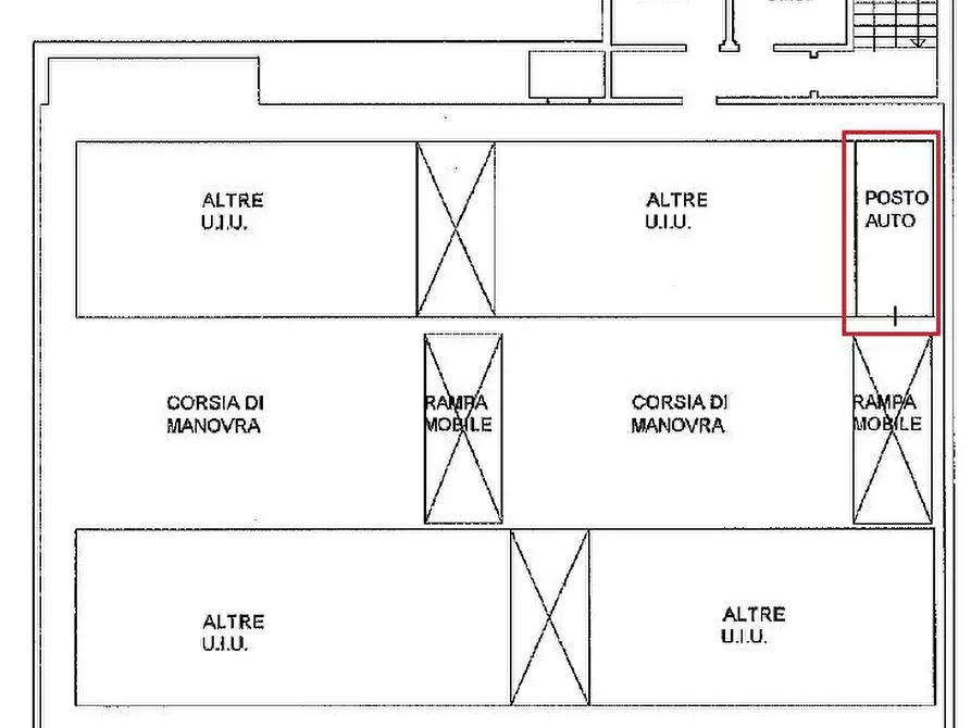 Immagine 4 di Box auto in affitto  in via niccolò piccinni a Bari