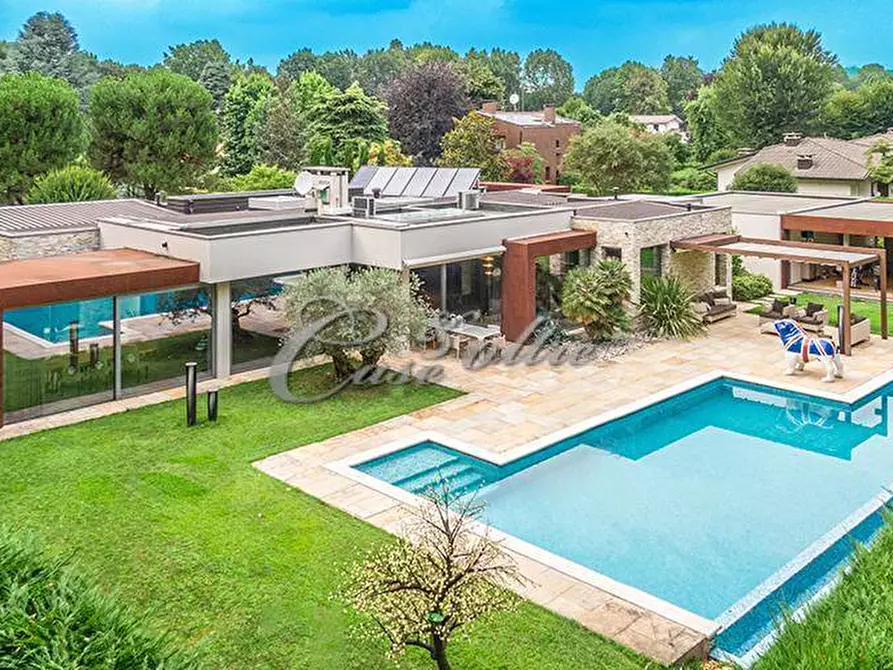 casa indipendente in vendita a Carimate