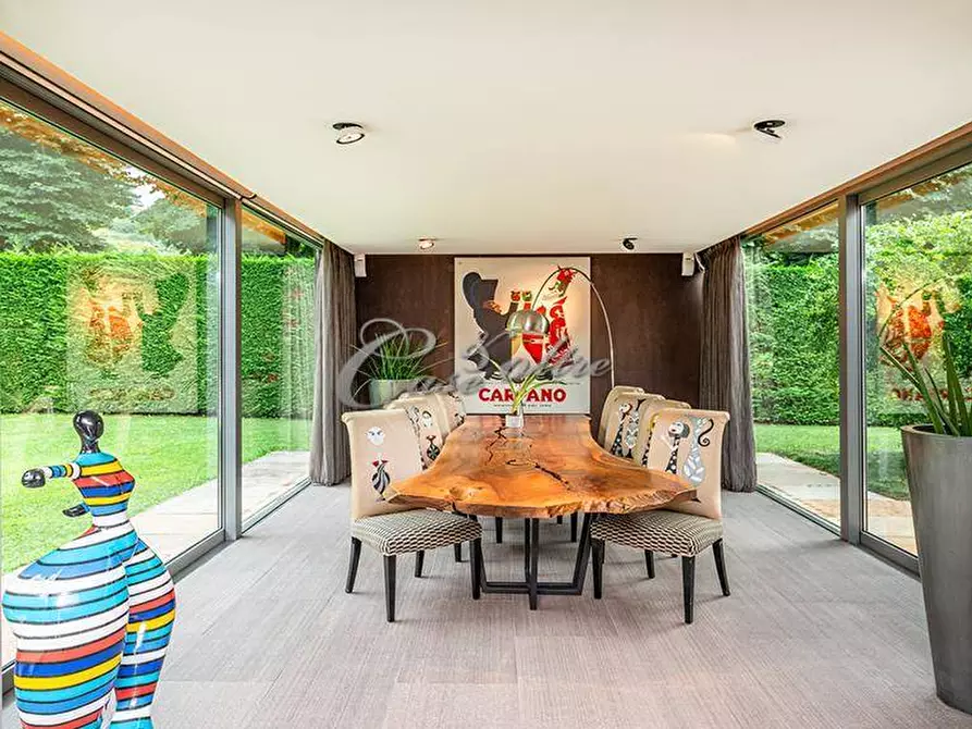 Immagine 19 di Villa in vendita  in Piazza Castello a Carimate