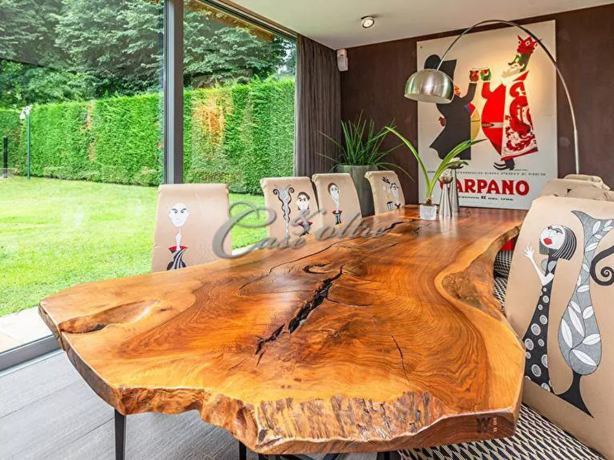 Immagine 20 di Villa in vendita  in Piazza Castello a Carimate