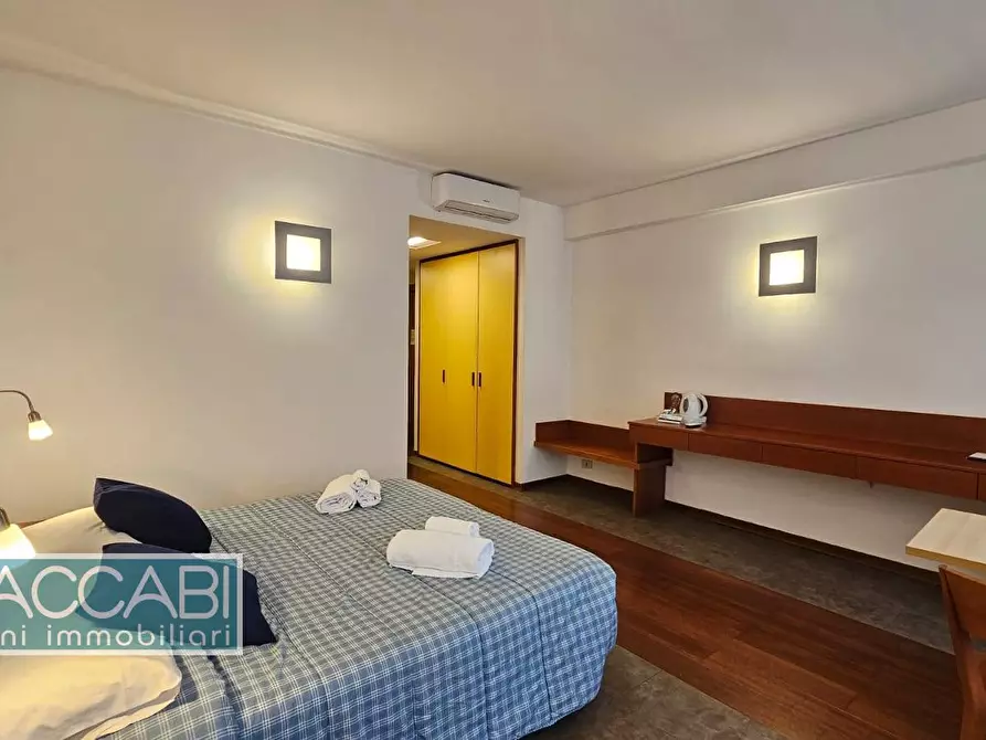 Immagine 12 di Appartamento in vendita  in Via Salvatore Puglisi a Palermo