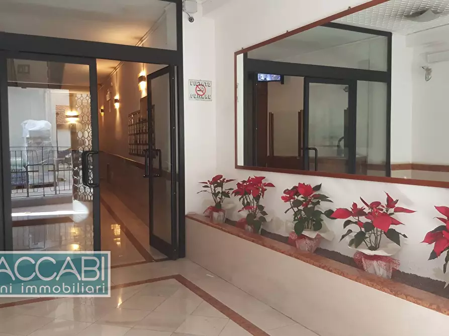 Immagine 3 di Ufficio in affitto  in Corso Camillo Finocchiaro Aprile a Palermo