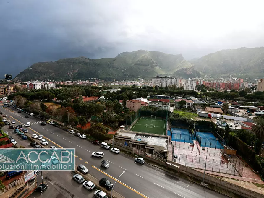 Immagine 18 di Appartamento in vendita  in Via Albiri a Palermo