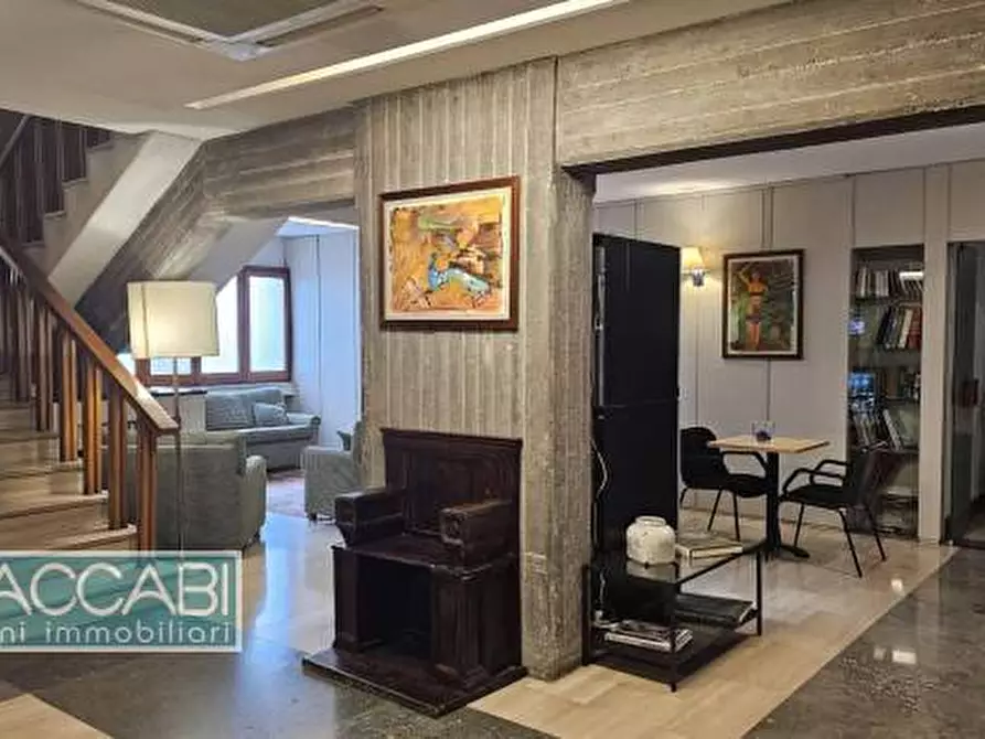 Immagine 4 di Ufficio in affitto  in Via Salvatore Puglisi a Palermo