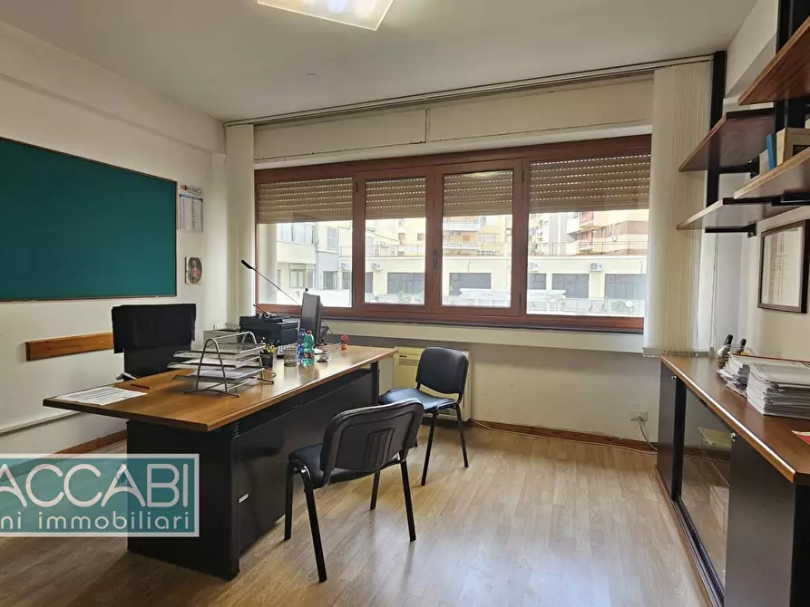 Immagine 19 di Ufficio in affitto  in Via Salvatore Puglisi a Palermo