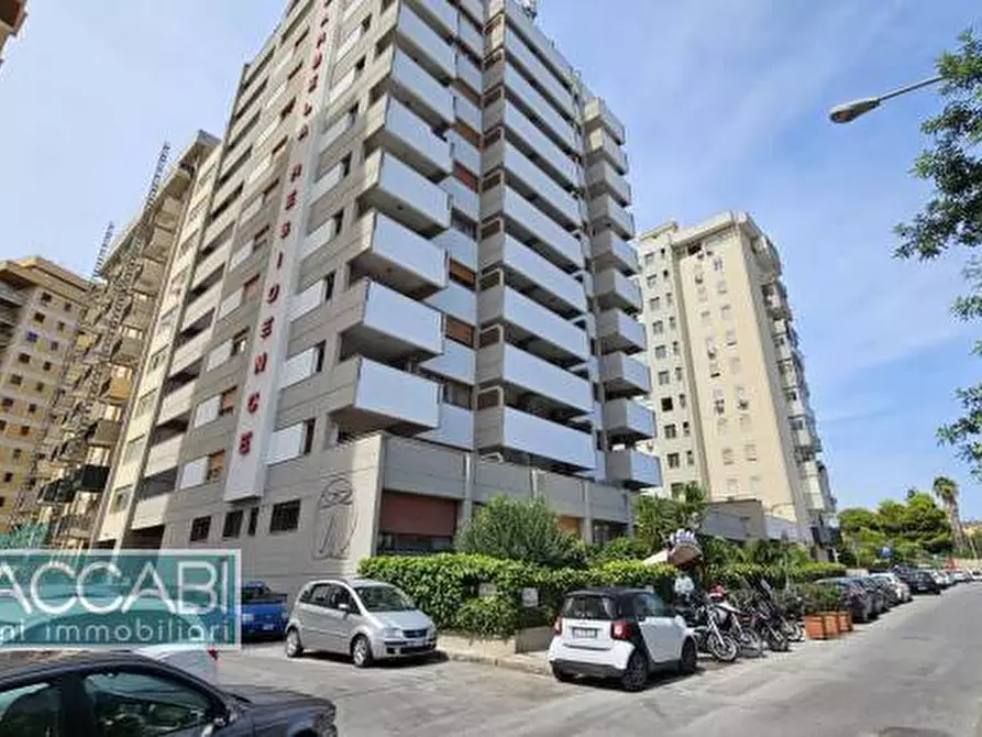 Immagine 21 di Ufficio in affitto  in Via Salvatore Puglisi a Palermo