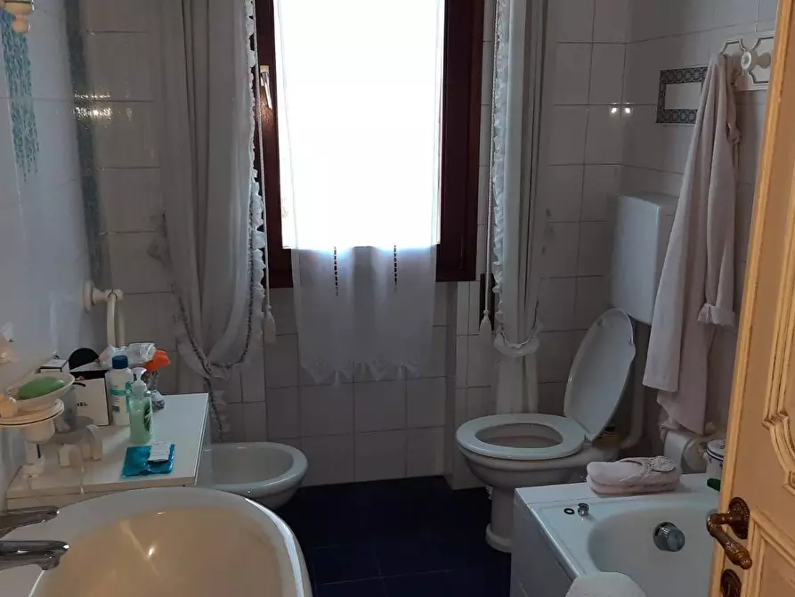 Immagine 11 di Appartamento in vendita  a Treviso