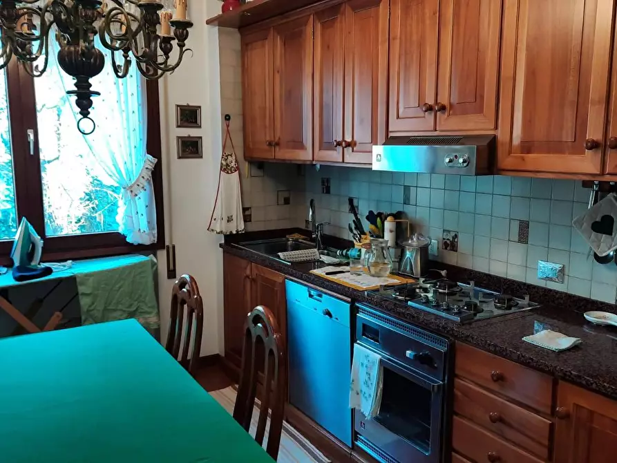 Immagine 5 di Appartamento in vendita  a Treviso
