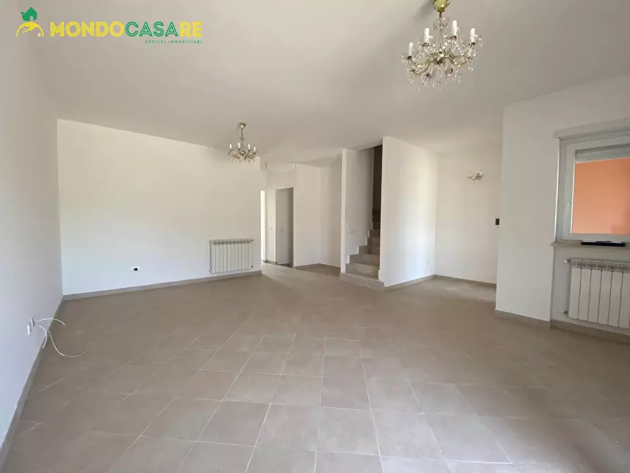 Immagine 3 di Villa in vendita  in strada fonte vecchia a Palombara Sabina