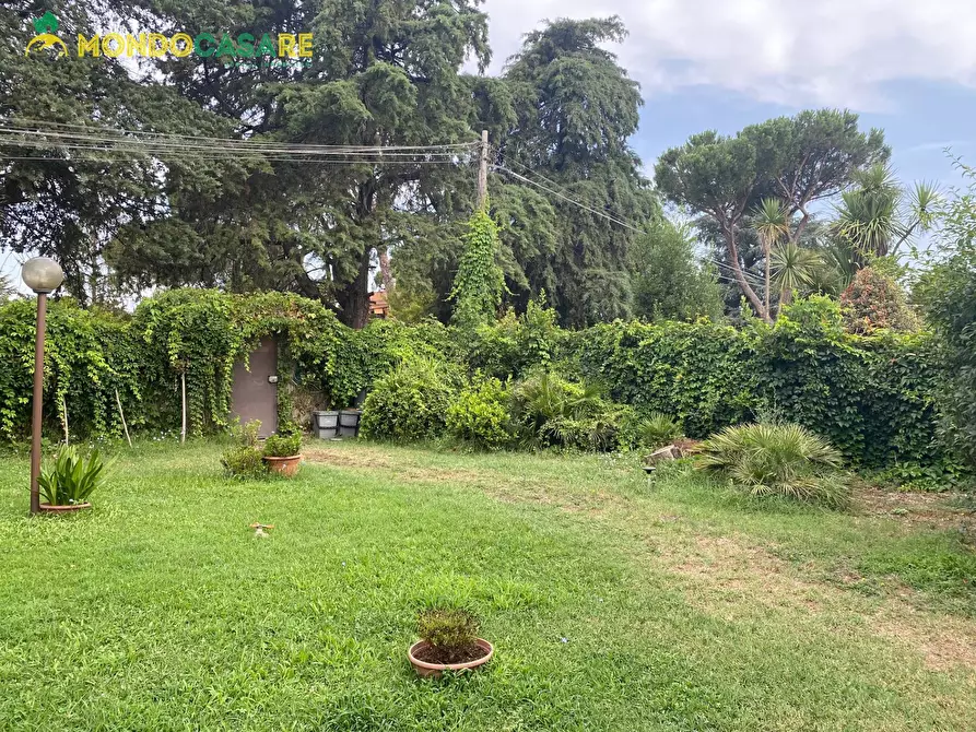 Immagine 22 di Villa in vendita  in strada torre della fiora a Palombara Sabina