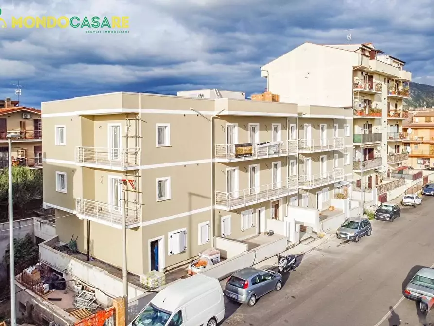 Immagine 1 di Appartamento in vendita  in via guerrazzi a Guidonia Montecelio