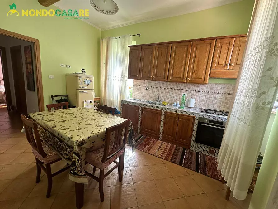 Immagine 10 di Appartamento in vendita  in via cristoforo colombo a Palombara Sabina