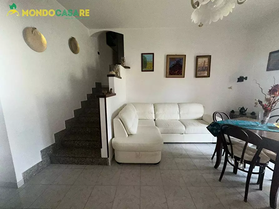 Immagine 3 di Appartamento in vendita  in LARGO COLOMBO a Moricone