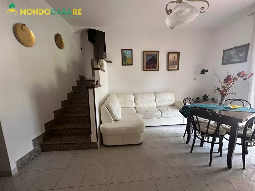 Immagine 8 di Appartamento in vendita  in LARGO COLOMBO a Moricone