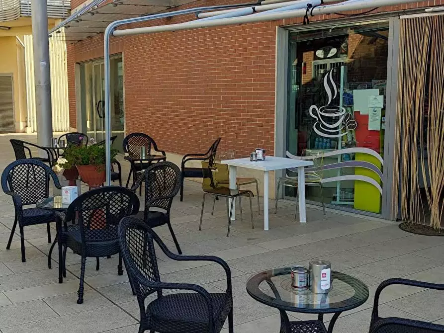 Immagine 12 di Attività commerciale in vendita  in piazza caduti sul lavoro a Monterotondo