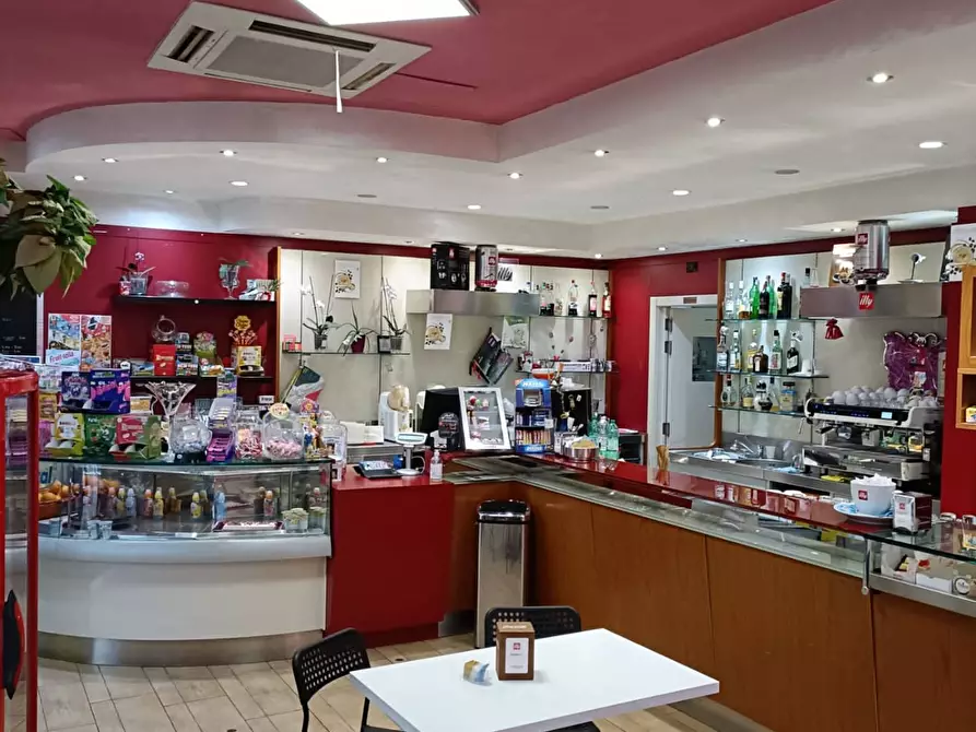 Immagine 22 di Attività commerciale in vendita  in piazza caduti sul lavoro a Monterotondo