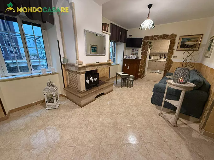 Immagine 3 di Appartamento in vendita  in via della palomba a Palombara Sabina