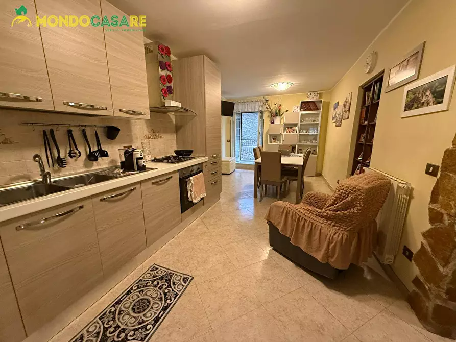 Immagine 10 di Appartamento in vendita  in via della palomba a Palombara Sabina