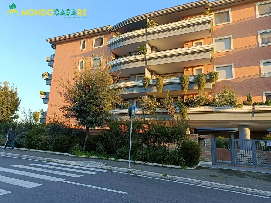 Immagine 3 di Appartamento in vendita  in Via Maremma a Roma