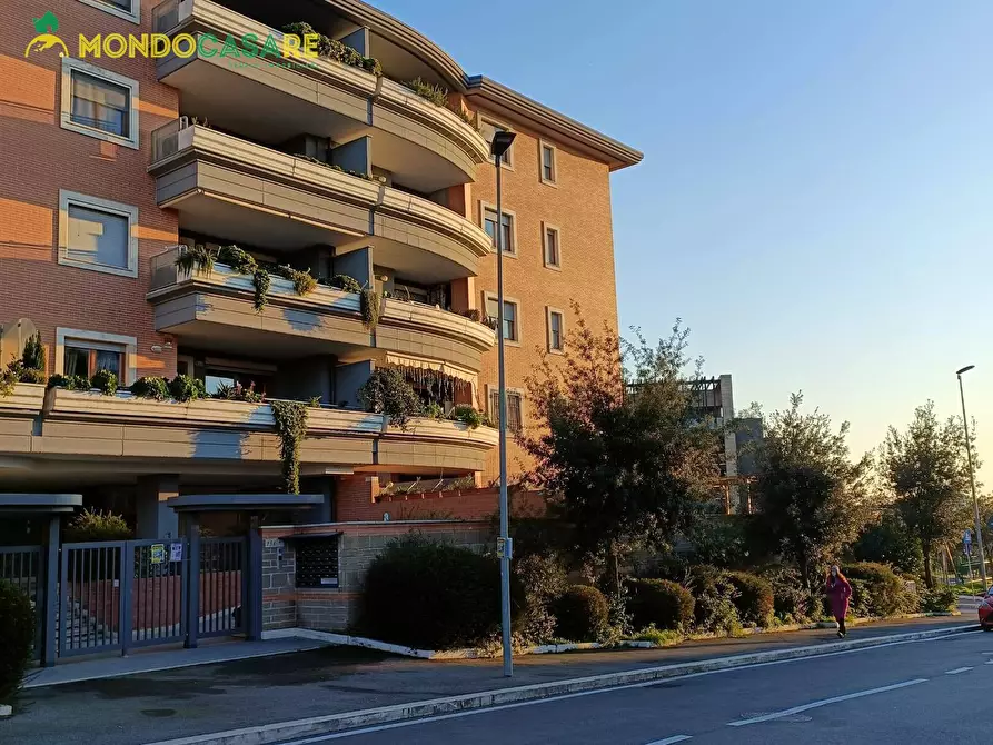 Immagine 4 di Appartamento in vendita  in Via Maremma a Roma
