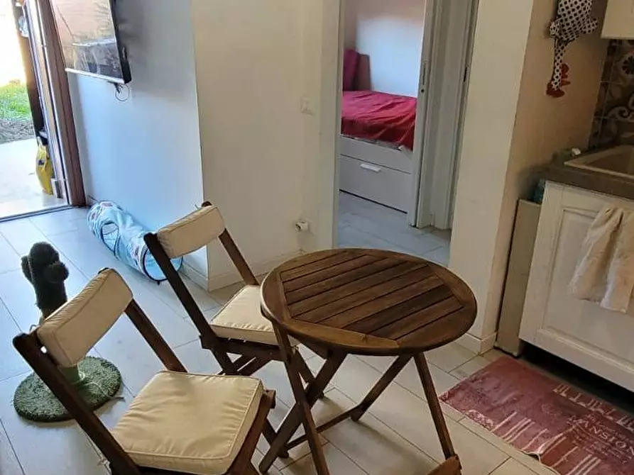 Immagine 9 di Appartamento in vendita  in Via Maremma a Roma