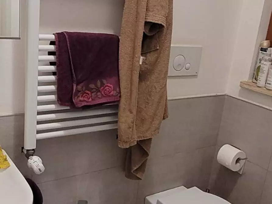 Immagine 11 di Appartamento in vendita  in Via Maremma a Roma