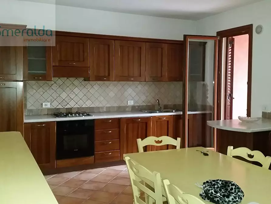 Immagine 1 di Appartamento in vendita  in via goceano a Olbia
