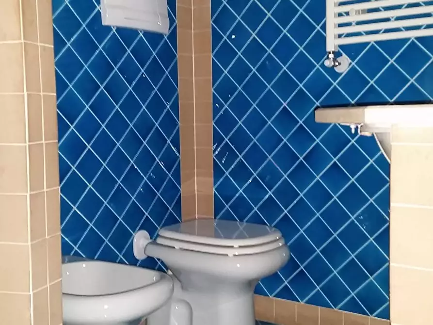 Immagine 14 di Appartamento in vendita  in via goceano a Olbia