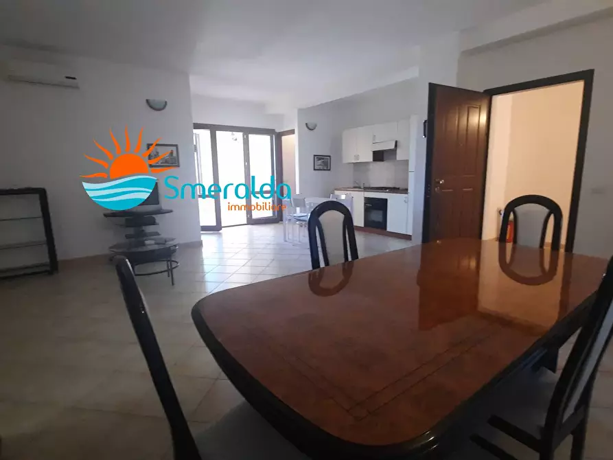 Immagine 1 di Appartamento in vendita  in Via Petra Bianca angolo vi Asinara a Trinità D'agultu E Vignola