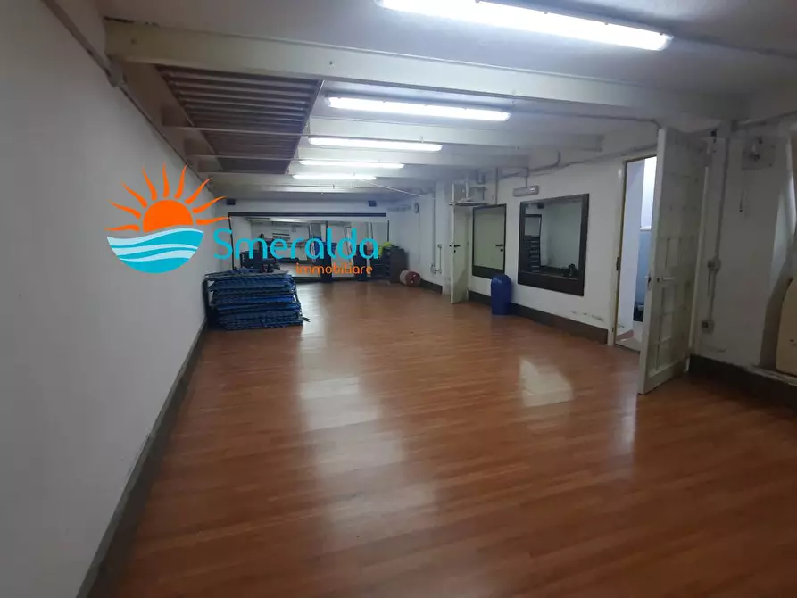 Immagine 25 di Locale commerciale in vendita  in Via Petra Bianca angolo vi Asinara a Trinità D'agultu E Vignola