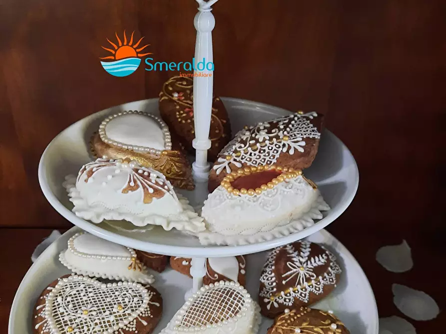 Immagine 28 di Azienda agricola in vendita  a Romana